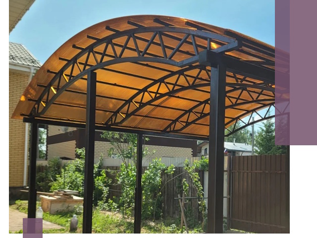 Изготовление навесов под ключ в Переславле-Залесском из качественных материалов