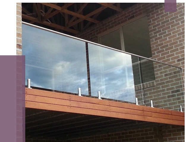 Стеклянные парапеты на крыше и террасе в Переславле-Залесском от 11676 руб. | ПРОЛЁТ-Прс
