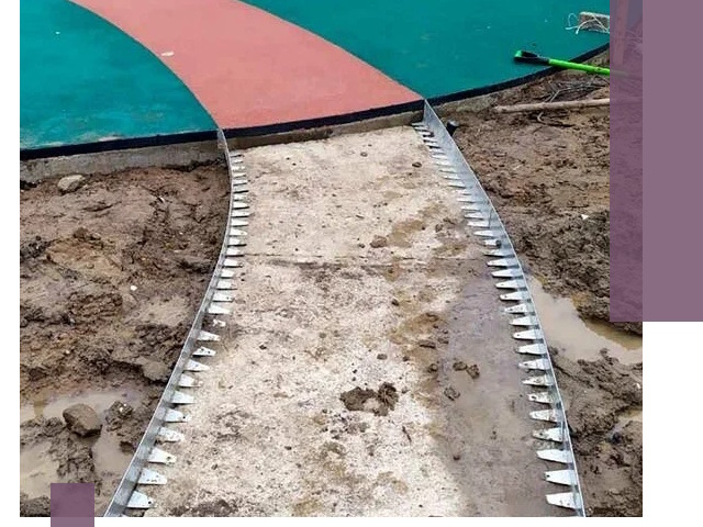 Металлические бордюры для дорожек в Переславле-Залесском — монтаж и изготовление